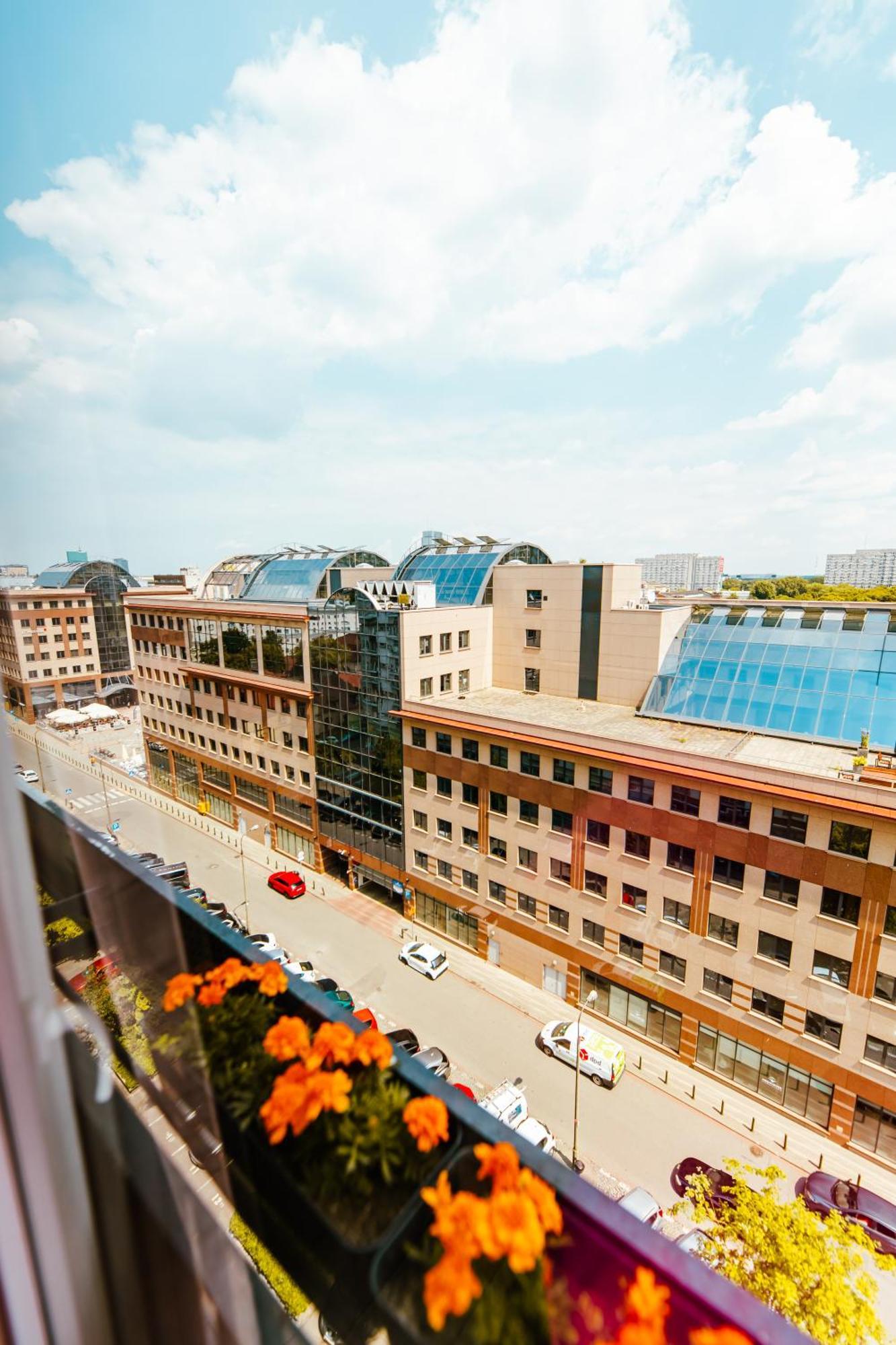 Industrial 9Th Floor Central Apartment With Balcony And Views Varşova Dış mekan fotoğraf